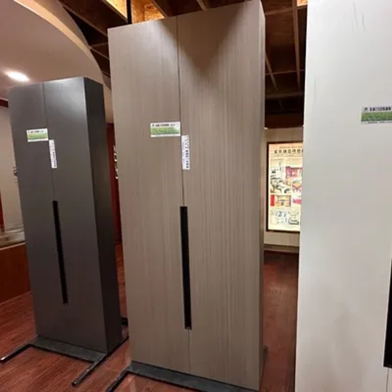 Placa OSB 12 mm ecológica, de alta resistência, com superfície acabada, personalizável para construção
