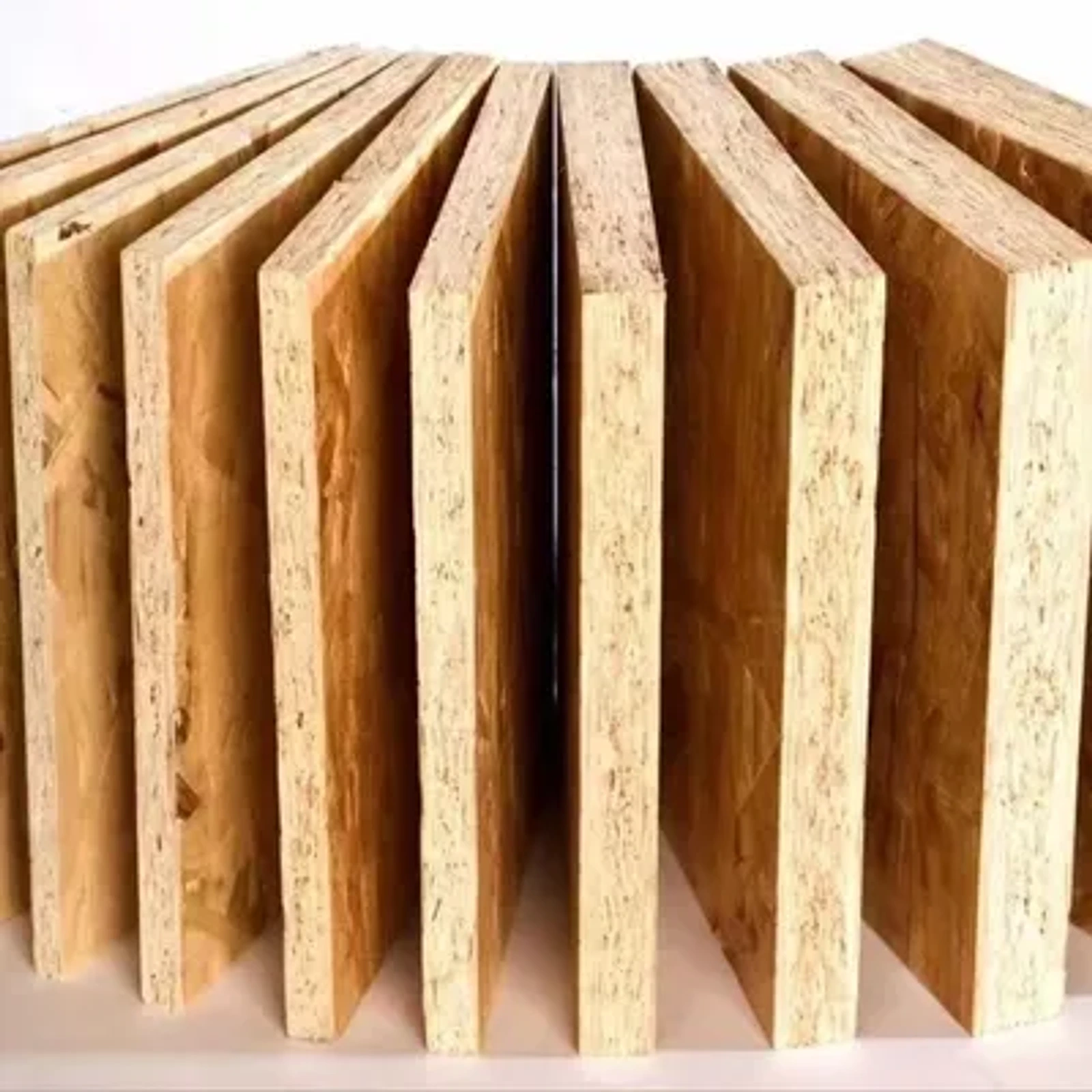 Placa OSB 30 mm ecológica, de alta resistência, com superfície acabada