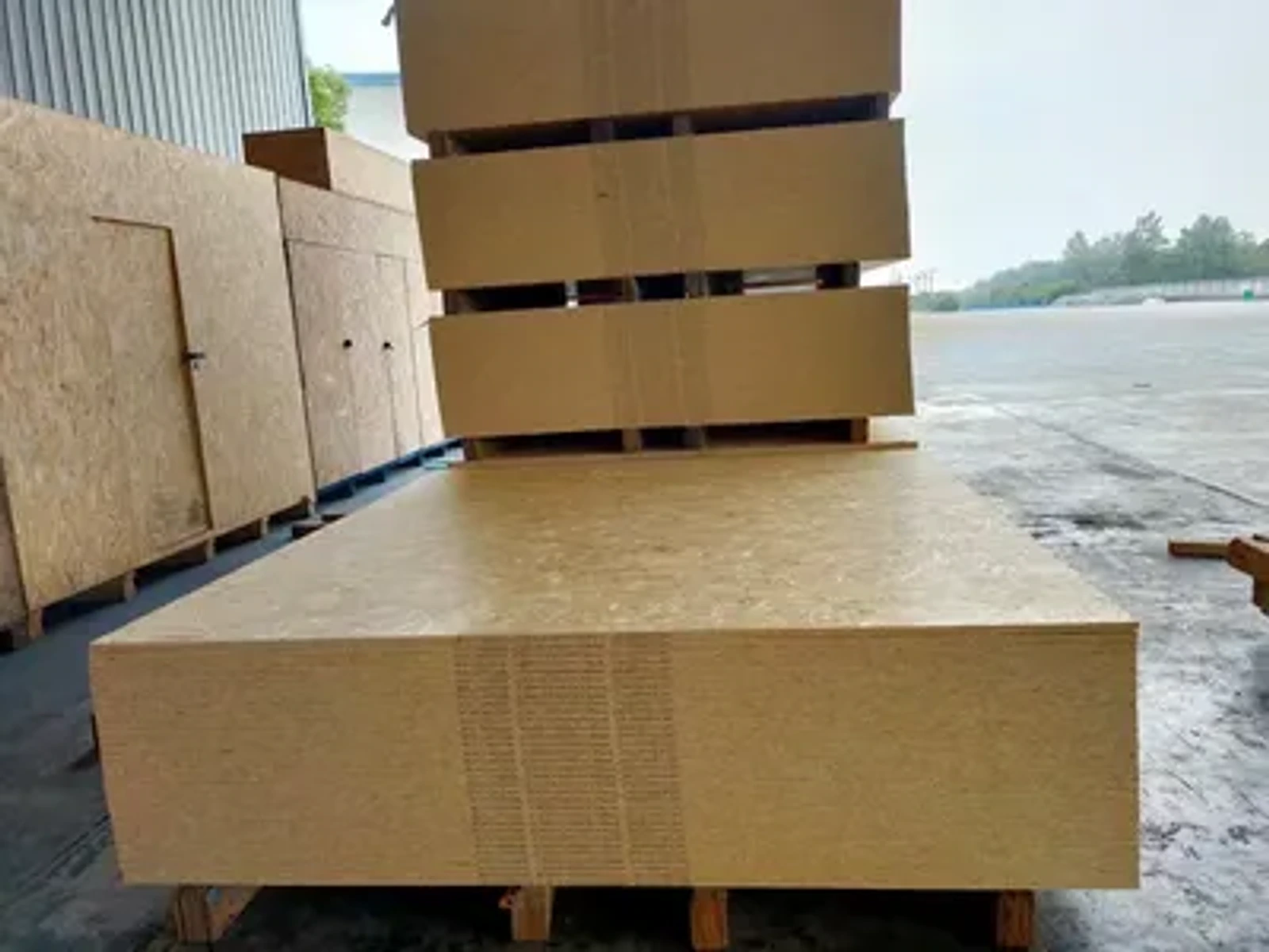 Placa OSB 40 mm ecológica, de alta resistência, com superfície acabada para construção